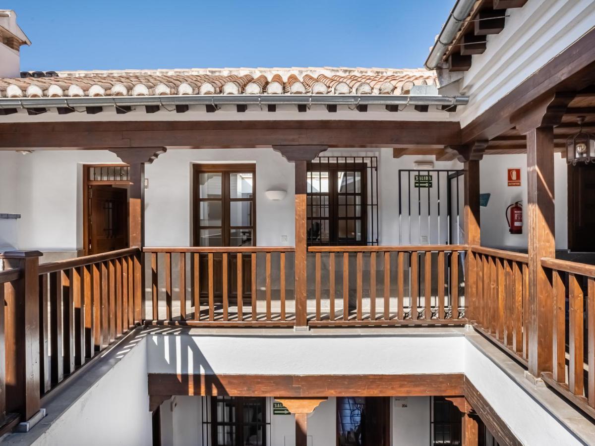 Limehome Granada Calle Santa Ana 외부 사진