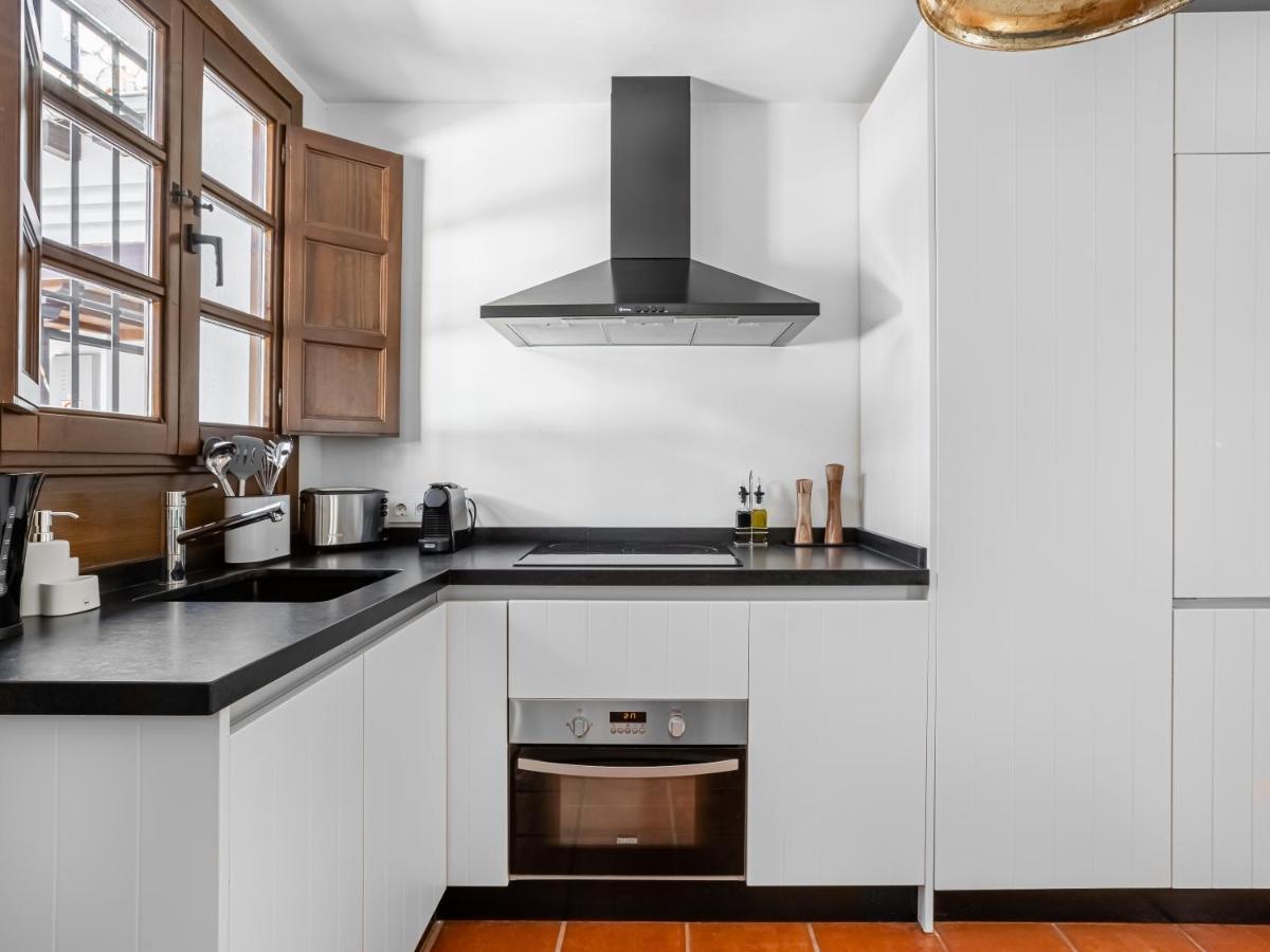Limehome Granada Calle Santa Ana 외부 사진