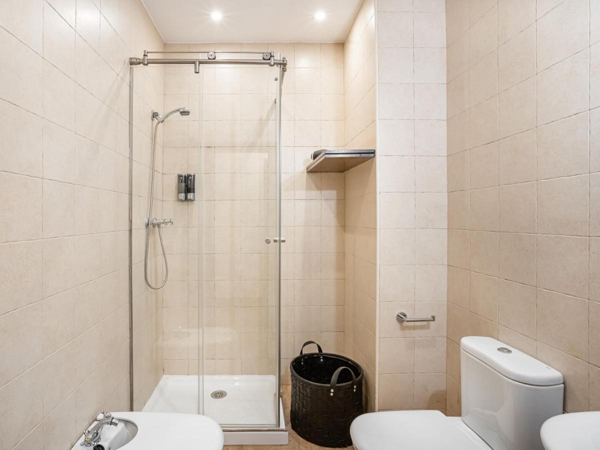 Limehome Granada Calle Santa Ana 외부 사진