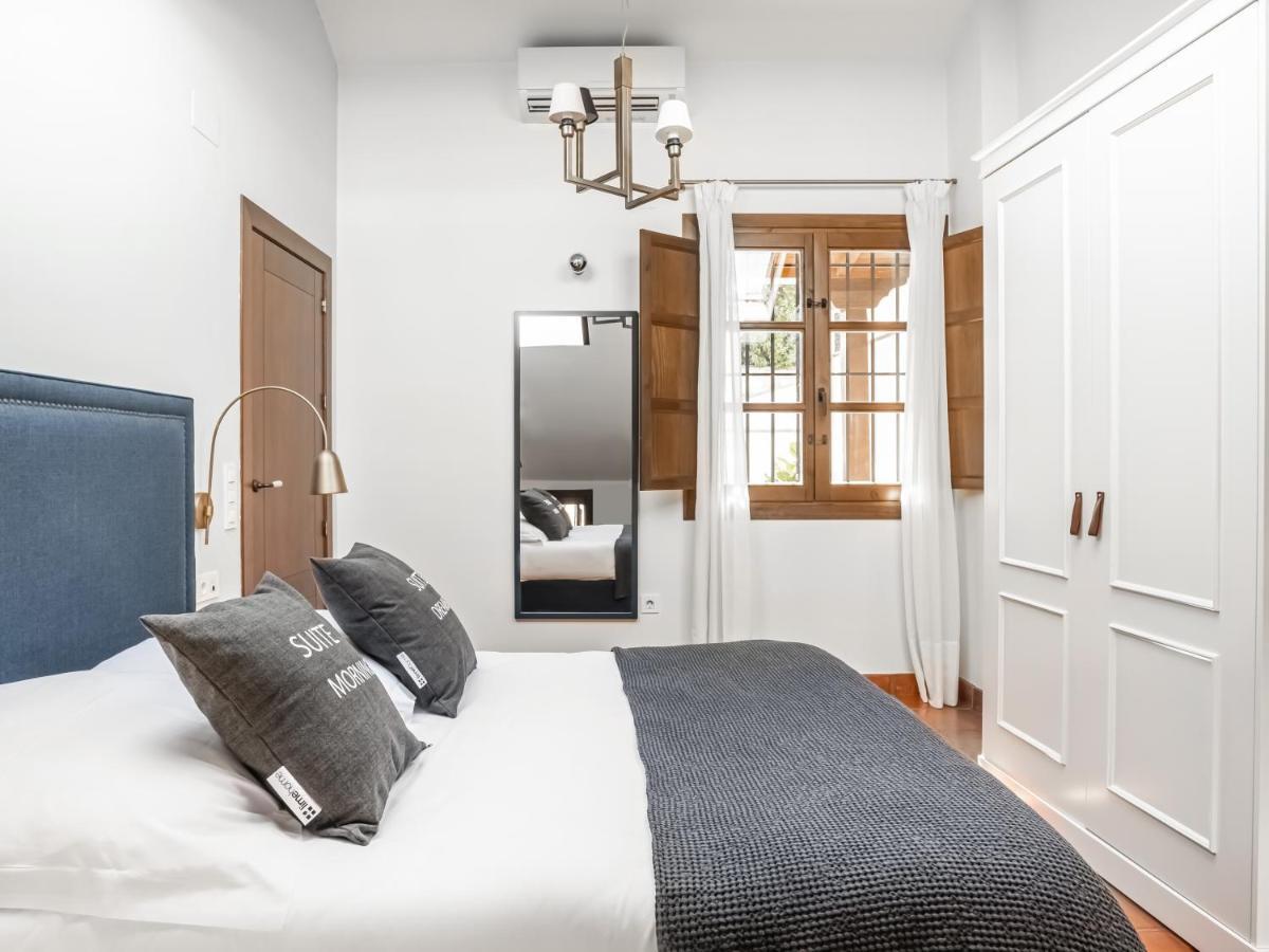 Limehome Granada Calle Santa Ana 외부 사진