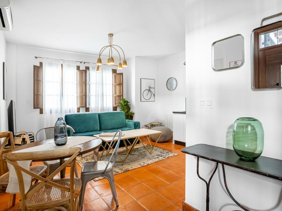Limehome Granada Calle Santa Ana 외부 사진