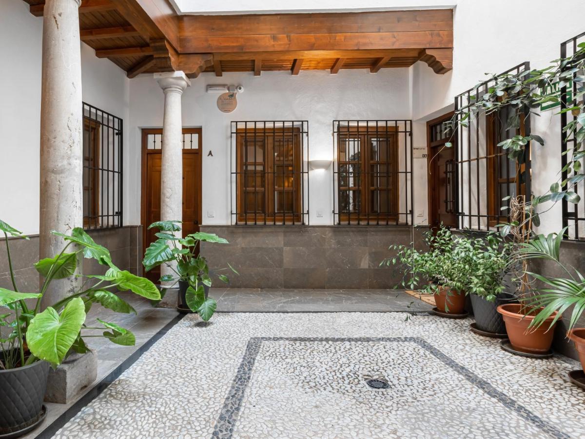 Limehome Granada Calle Santa Ana 외부 사진